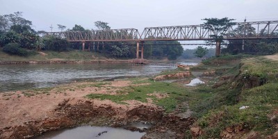 গোমতীর মাটি বালুখেকোদের ঘাটি
