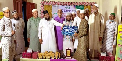 কর্ণফুলীতে কোরআন তেলাওয়াত, হামদ-নাত প্রতিযোগিতার পুরস্কার বিতরণ