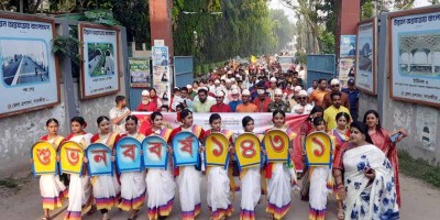 সাতক্ষীরায় মঙ্গল শোভাযাত্রায় নববর্ষ উদযাপন শুরু