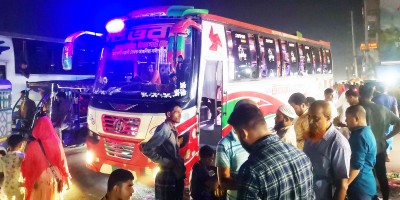 নরসিংদীর সড়কে গুনতে হচ্ছে অতিরিক্ত ভাড়া