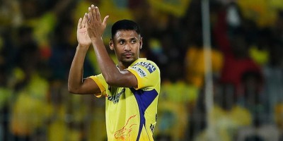 মোস্তাফিজ জাতীয় দলে সিরিয়াস নন মানতে নারাজ শান্ত