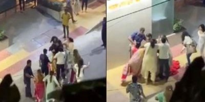 গুলশানে বারের সামনে নারীদের চুলোচুলি, যা জানাল ডিবি