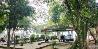 প্রশান্তির খোঁজে ধর্মসাগর পাড়ে