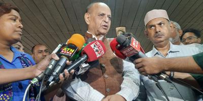 দেশে অ্যাস্ট্রেজেনিকার পার্শ্বপ্রতিক্রিয়া খতিয়ে দেখতে বললেন স্বাস্থ্যমন্ত্রী