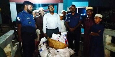 নির্বাচনি সভায় ভূরিভোজের আয়োজনে ‘বেরসিক’ ম্যাজিস্ট্রেট