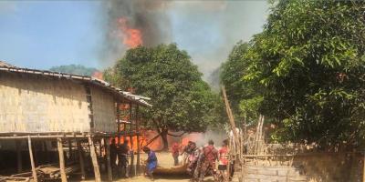 বান্দরবানের থানচিতে আগুনে পুড়ল ঘরবাড়ি