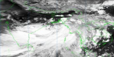 উপকূলজুড়ে ‘রেমাল’ আতঙ্ক, পায়রা-মোংলায় ৭ নম্বর বিপৎসংকেত
