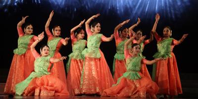 রুষ্ট প্রকৃতিকে শান্ত করতে সংগীত-নৃত্য
