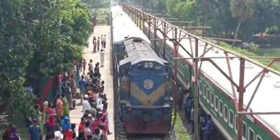 বেনাপোল-মোংলা রুটে ট্রেন চলাচল শুরু