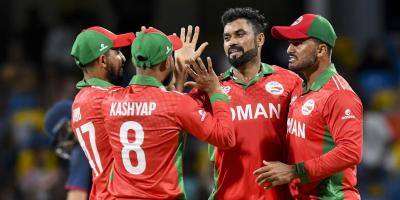 অস্ট্রেলিয়ার বিপক্ষে ফিল্ডিংয়ে ওমান