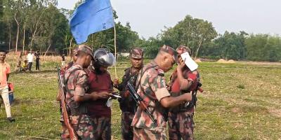 বাংলাদেশ সীমান্তে ঢুকে গুলি বিএসএফের