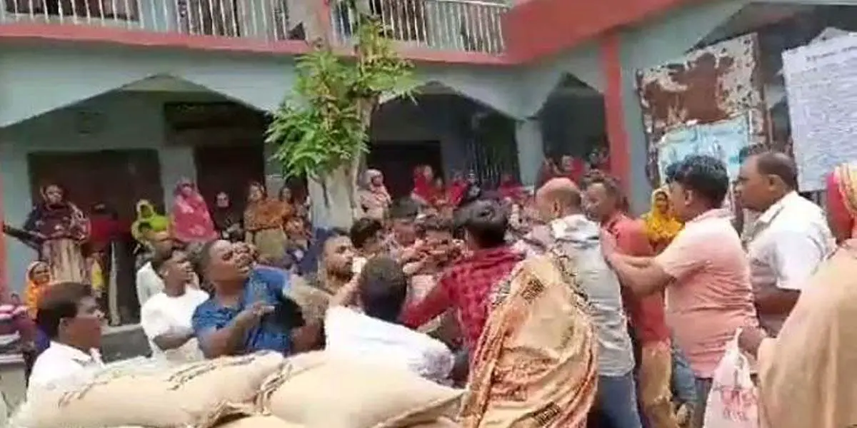 এমপিকে ভিজিএফের ভাগ দিতে না চাওয়ায় চেয়ারম্যানকে মারপিটের অভিযোগ