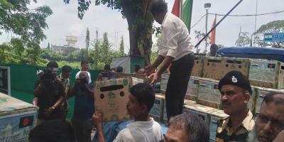 প্রধানমন্ত্রীর জন্য আনারস পাঠালেন ত্রিপুরার মুখ্যমন্ত্রী