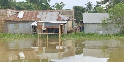 হাওরাঞ্চলে বন্যা পরিস্থিতি অপরিবর্তিত, দুর্ভোগে মানুষ