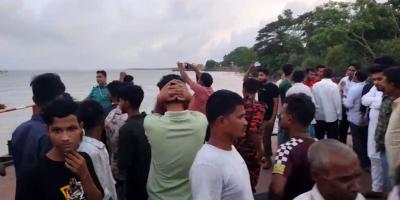 কালুরঘাটে ফেরির সঙ্গে নৌকার ধাক্কায় নিখোঁজ ১