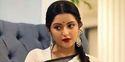 লোকে না জেনে অনেক কথা বলে
