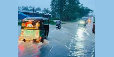 চোখ রাঙাতে শুরু করেছে সাঙ্গু, বন্যাতঙ্কে সাতকানিয়াবাসী