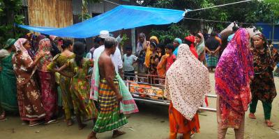 মেঘনায় নৌকাডুবি : ভাইয়ের মরদেহ উদ্ধার, বোন এখনো নিখোঁজ