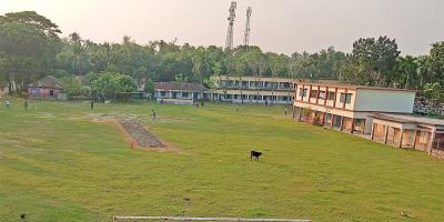 শিক্ষাপ্রতিষ্ঠানের মাঠে বাণিজ্য মেলা নয়