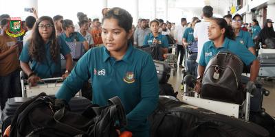 শ্রীলঙ্কার উদ্দেশে দেশ ছেড়েছে জ্যোতিরা