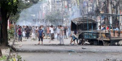 ঢাকার ধ্বংসযজ্ঞ ঘুরে দেখলেন ৩০ রাষ্ট্রদূতসহ ৬৯ কূটনীতিক