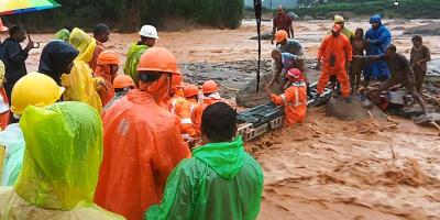 কেরালায় ভূমিধসে ১৯ প্রাণহানি, আটকা শতাধিক