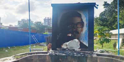ক্ষতবিক্ষত আবাহনী