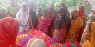 ঠাকুরগাঁওয়ে বজ্রপাতে মা-মেয়েসহ ৩ জনের মৃত্যু