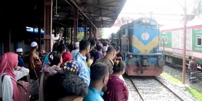 খুলনা-বেনাপোল-মোংলা কমিউটার ট্রেন চলাচল শুরু