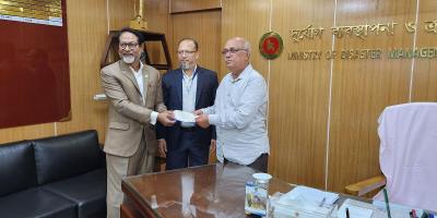 প্রধান উপদেষ্টার ত্রাণ তহবিলে এনসিসি ব্যাংকের ২ কোটি টাকা অনুদান