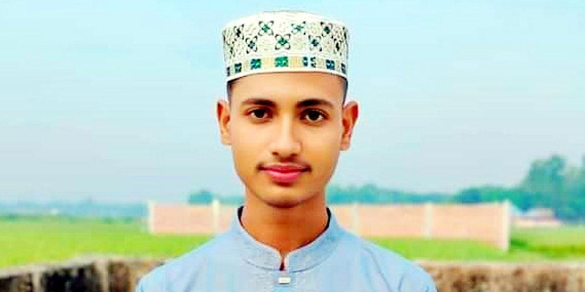 ২৫ দিনেও অবস্থার উন্নতি নেই কুমিল্লার স্কুলছাত্র আবু বকরের