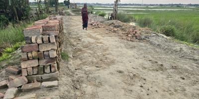 তুলে নেওয়া হলো ৫ কিমি রাস্তার সব ইট