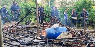 দেশীয় মদ তৈরির কারখানা ধ্বংস করল নৌবাহিনী