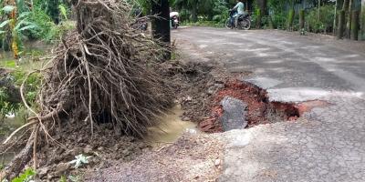 ছয় উপজেলায় বন্যায় ১৯২ সড়কে ক্ষতি
