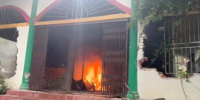 আরশেদ পাগলার মাজারে ভাঙচুর-অগ্নিসংযোগ