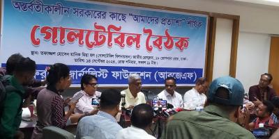 শেখ মুজিবের কন্যা হলে হাসিনা পালাতেন না: ফারুক