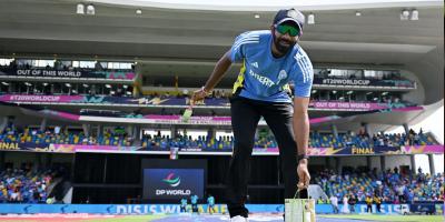 স্মিথের কাছে বুমরাই সেরা ফাস্ট বোলার