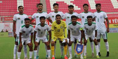 ভারতের জয়ে সেমিতে বাংলাদেশ