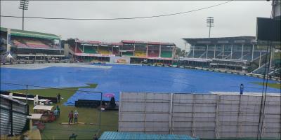 মাঠে এসে দুই দল ফিরে গেছে হোটেলে