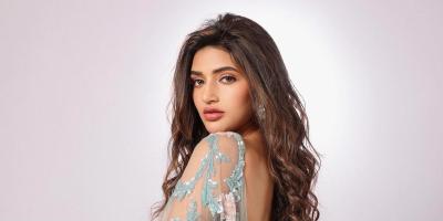 অপেক্ষায় শ্রীলীলা