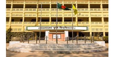 বন্যা-পরবর্তী কৃষি পুনর্বাসনে সহযোগিতা করছে শেকৃবি