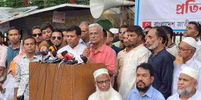 শেখ হাসিনার উচিত জনগণের কাছে ক্ষমা চাওয়া : ফারুক