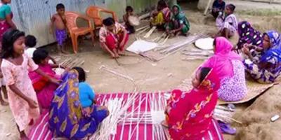 বাঁশে সাবলম্বী হাজারও পরিবার