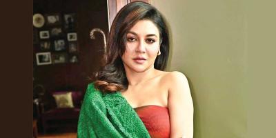 খেলার মাঠে জয়া আহসান