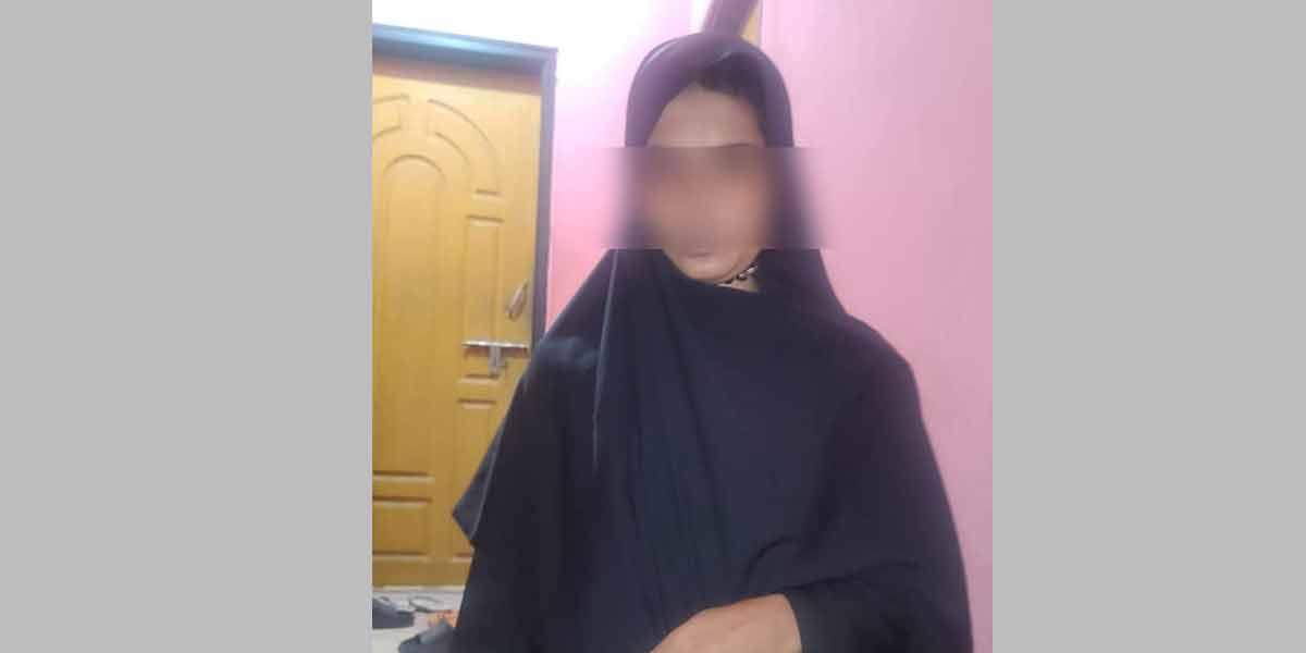 সাভারে কোরআন অবমাননার অভিযোগে নারী গ্রেপ্তার
