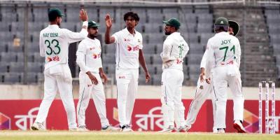 তাসকিনকে বাদ দিয়ে চট্টগ্রাম টেস্টের দল ঘোষণা