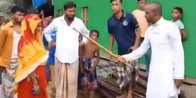 ছেলের ‘অপরাধে’ মাকে পেটালেন ইউপি সদস্য, ভাইরাল ভিডিও