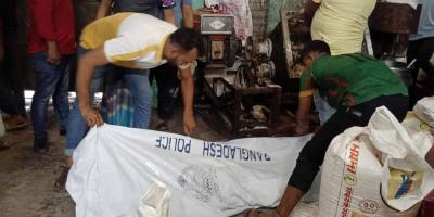 বেকারির ময়দা মিকশ্চার মেশিনে আটকে শ্রমিকের মৃত্যু