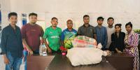 সাতক্ষীরায় বন্ধুজনের বস্ত্র বিতরণ