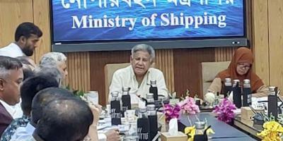 ‘ন্যাশনাল মেরিটাইম পোর্ট স্ট্র্যাটেজি’ তৈরির উদ্যোগ নেওয়া হয়েছে: নৌ উপদেষ্টা